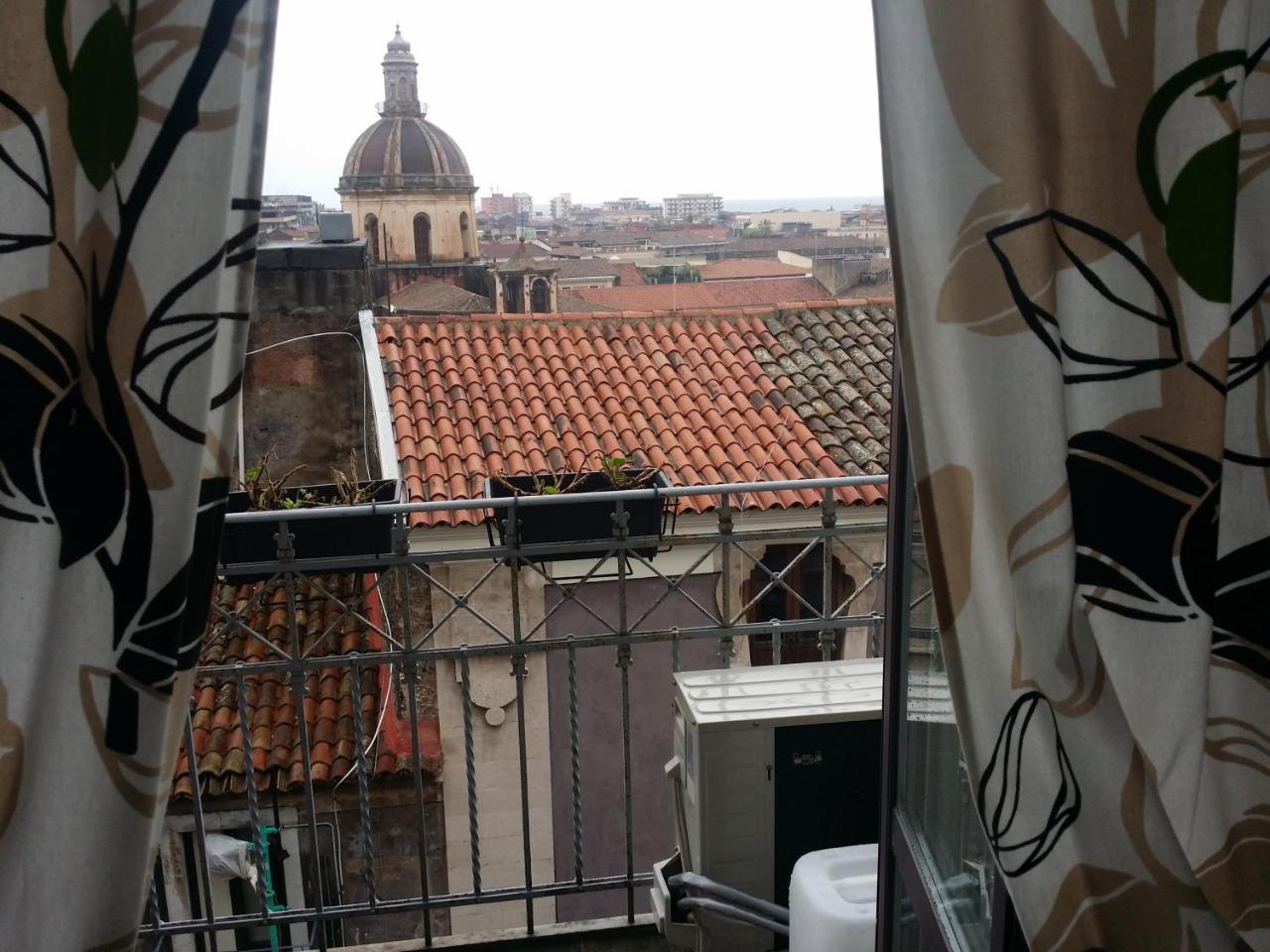 B&B Nel Cuore Di CTA Exterior foto