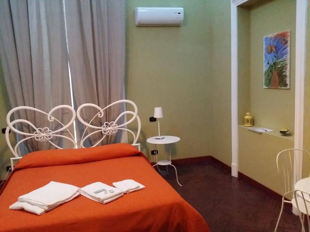 B&B Nel Cuore Di CTA Exterior foto